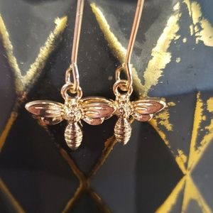 Gold colored earrings NWOT